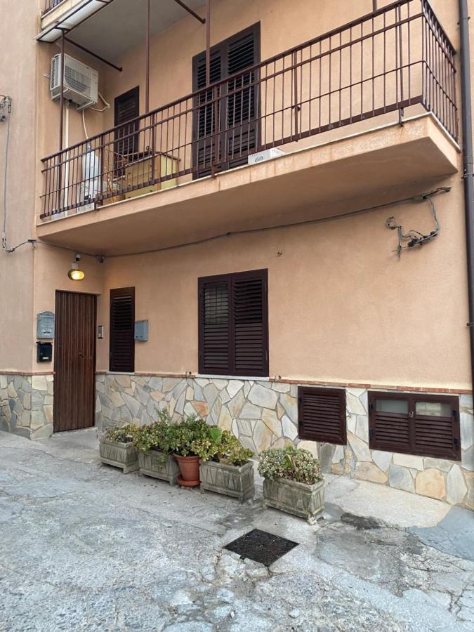 Apartamento Casa Dominique Cefalú Exterior foto